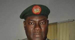Nigeria : le général à la retraite Rabe Abubakar meurt en captivité après son enlèvement par des groupes armés